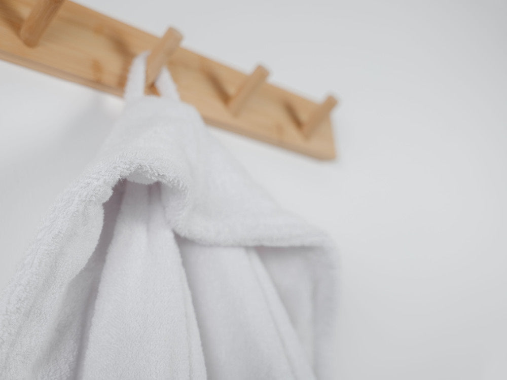 Premium Bademantel mit Schalkragen