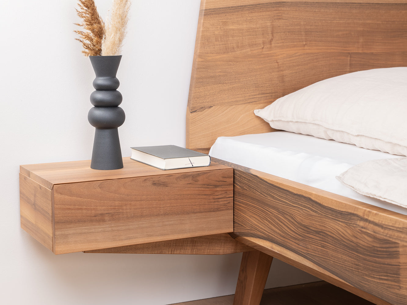 Hängenachtkästchen NOA