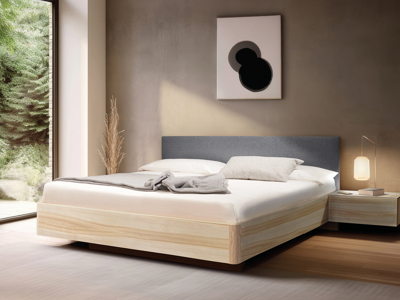 Massivholz-Bett HILJA, Kopfteil in Lodenstoff Smoke