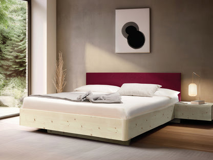 Massivholz-Bett HILJA, Kopfteil in Lodenstoff Burgundy