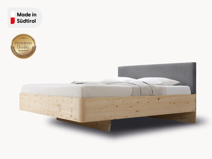 Massivholz-Bett HILJA, Kopfteil in Lodenstoff Smoke