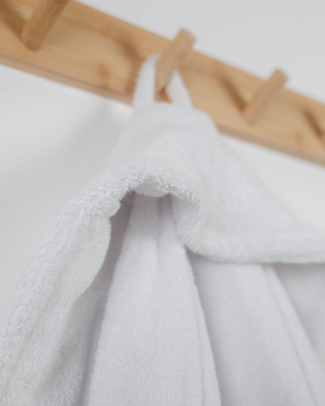 Premium Bademantel mit Schalkragen